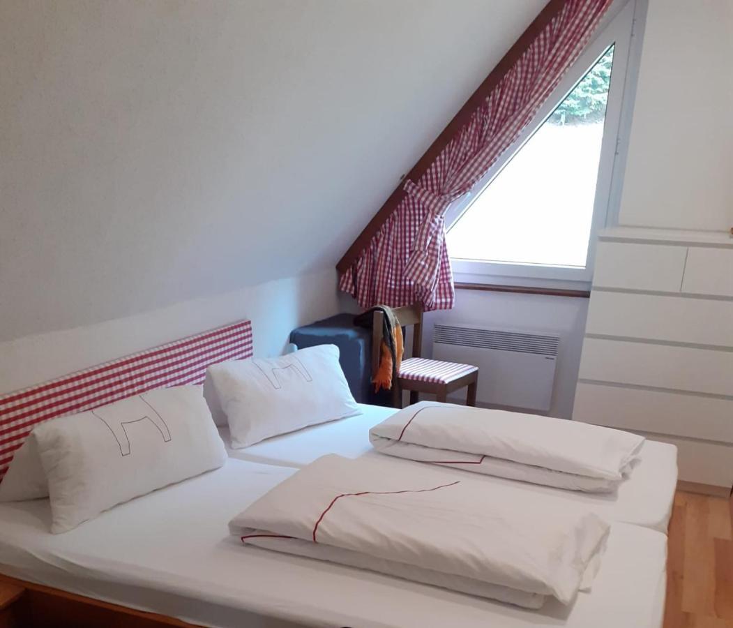 Appartement Hardenack อินเนอร์เคร็มส์ ภายนอก รูปภาพ